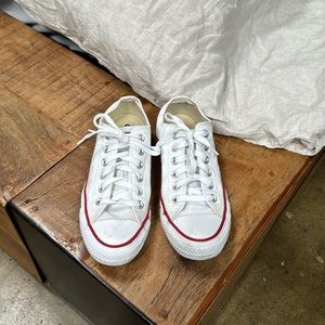 Convers white 7